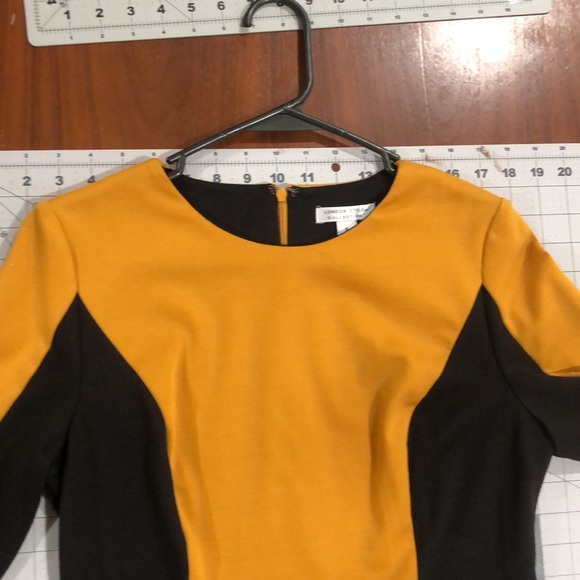 Black, Gold, Grey color block dress London Times 6 - Picture 7 of 7